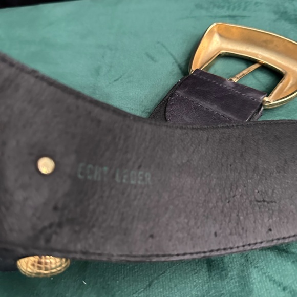 ECHT LEDER, navy blue leather belt with gold buckle - Picture 4 of 5